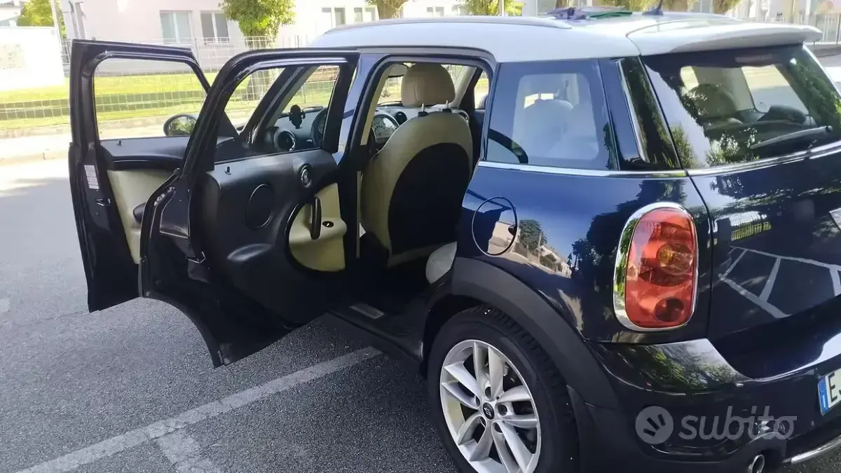 Usata Mini Countryman 143 CV (105 kW) 2011 Blu SUV