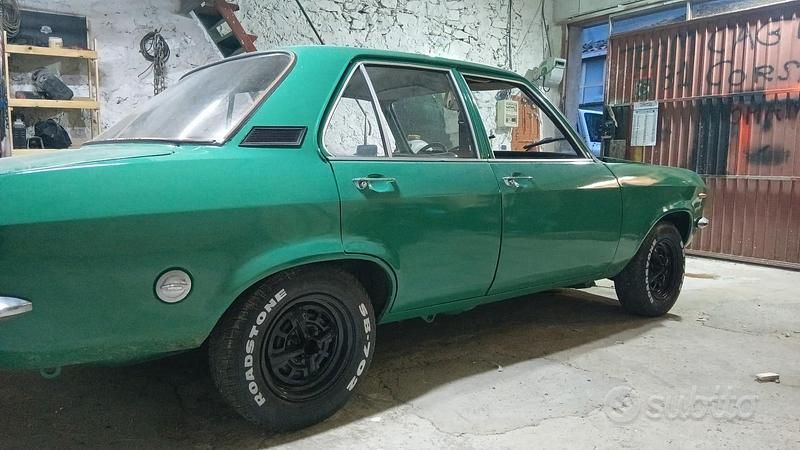 Usata Opel Ascona 1970 Verde Berlina