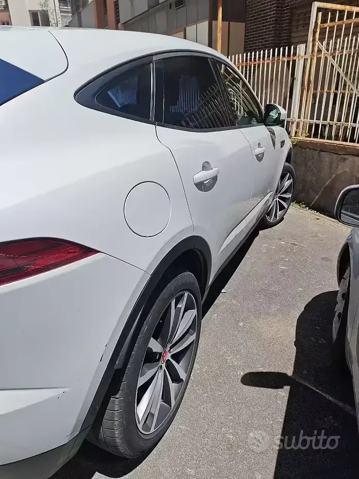Usata Jaguar E-Pace 179 CV (131 kW) 2018 Bianco SUV