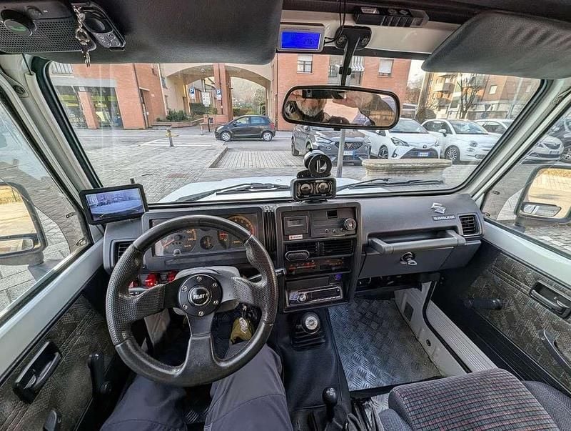 Usata Suzuki Samurai 69 CV (50 kW) 1997 Bianco SUV