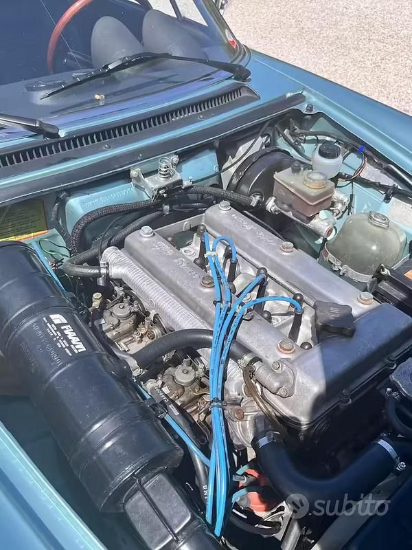 Usata Alfa Romeo 2000 128 CV (94 kW) 1984 Cabrio