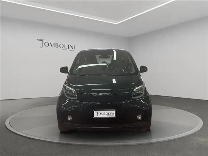 Usata Smart ForTwo Electric Drive 60 kW (82 CV) 2023 Verde Berlina
