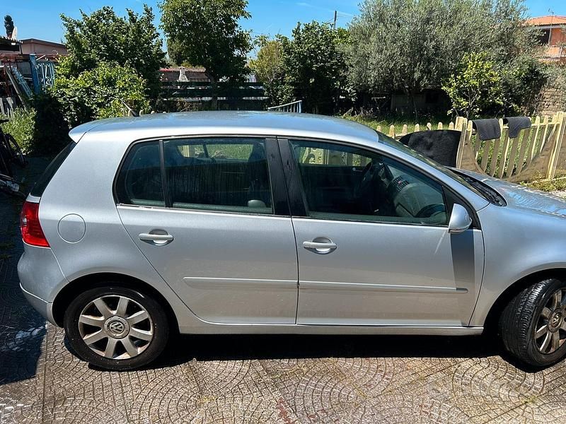 Usata VW Golf IV 140 CV (102 kW) 2006 Grigio Berlina