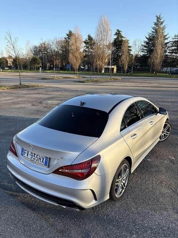 Usata Mercedes CLA200 Business 136 CV (100 kW) 2019 Berlina