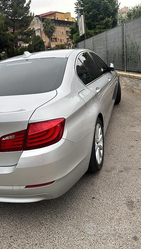 Usata BMW 525 204 CV (150 kW) 2011 Grigio Berlina