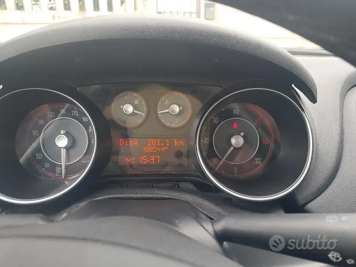 Usata Fiat Grande Punto 85 CV (62 kW) 2013 Blu Utilitaria