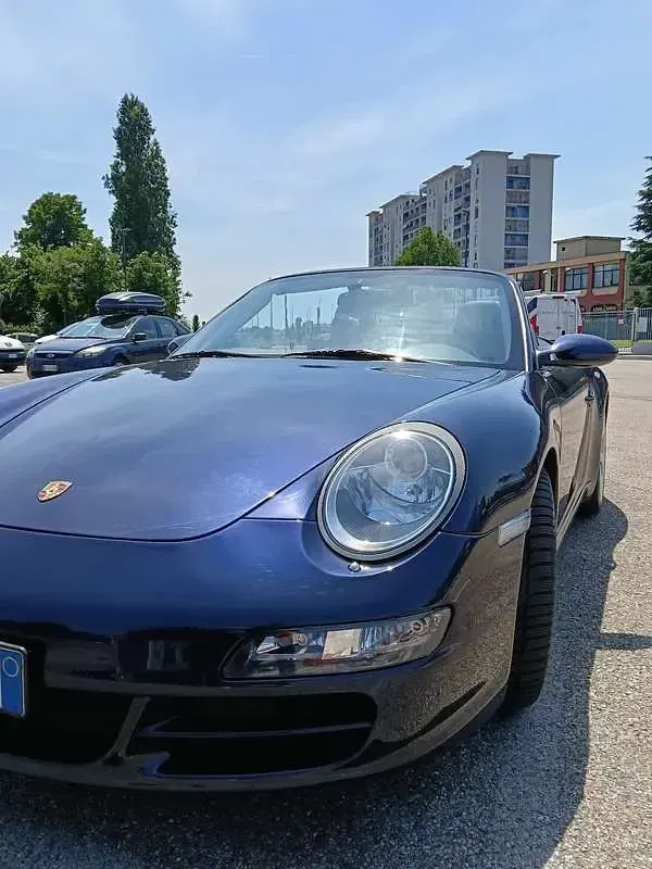 Usata Porsche 911 Carrera Cabriolet 325 CV (239 kW) 2005 Cabrio