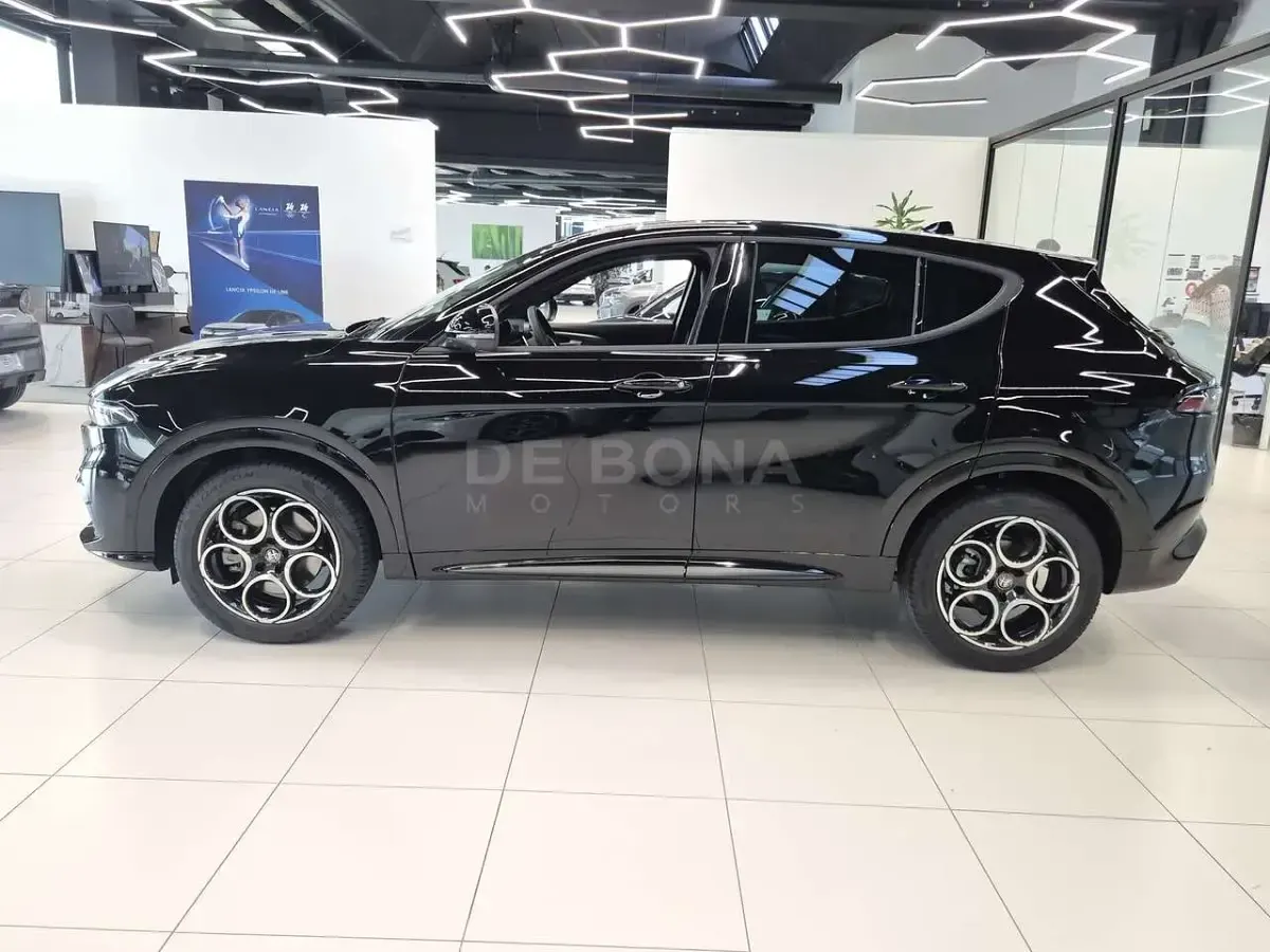 Nuova Alfa Romeo Tonale Sprint 174 CV (127 kW) 2026 Nero tortona SUV