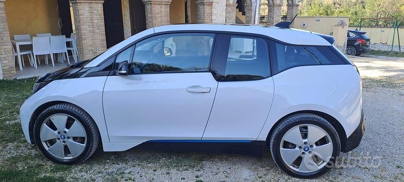 Usata BMW i3 Efficient Dynamics 125 kW (170 CV) 2017 Bianco Utilitaria