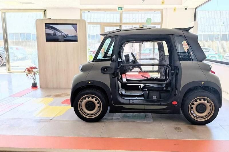 Begagnad Citroën AMI 2023 Grön Halvkombi