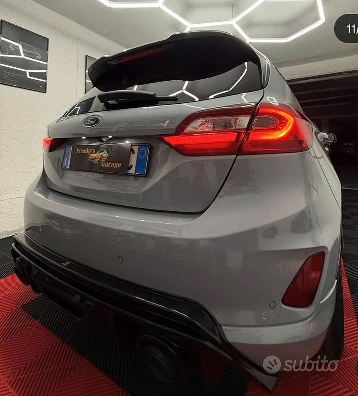 Usata Ford Fiesta Performance Edition 200 CV (147 kW) 2020 Grigio Utilitaria