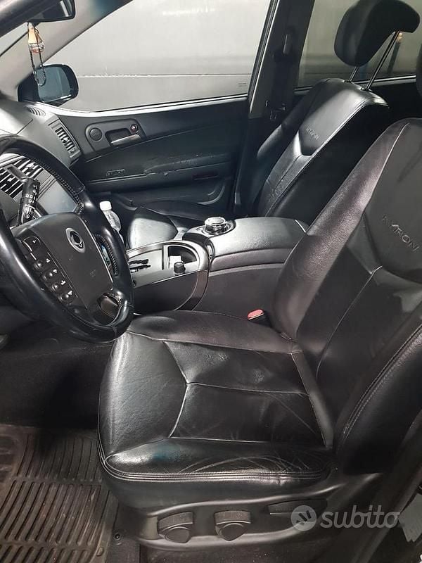 Usata Ssangyong (KGM) Kyron 141 CV (103 kW) 2008 Nero SUV