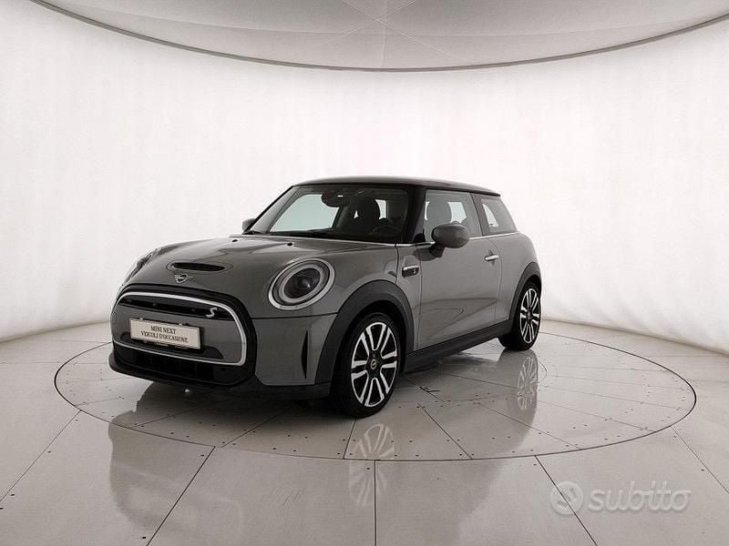 Grigio Usata 2022 Mini Cooper SE Resolute Edition Utilitaria | 18.900 € (Buon prezzo) - Immagine 1/4