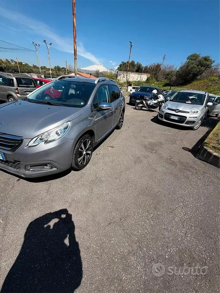 Usata Peugeot 2008 Allure 99 CV (72 kW) 2016 Grigio SUV
