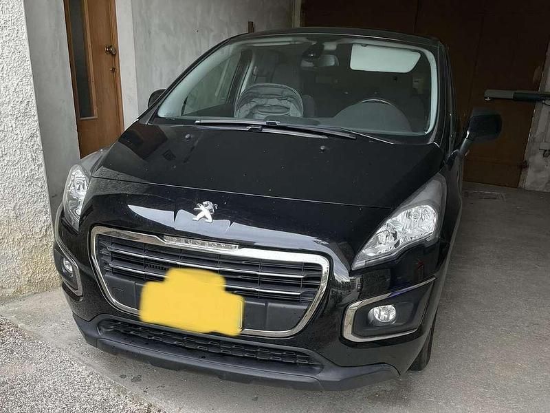 Usata Peugeot 3008 Business-Line 114 CV (83 kW) 2015 Nero Station wagon