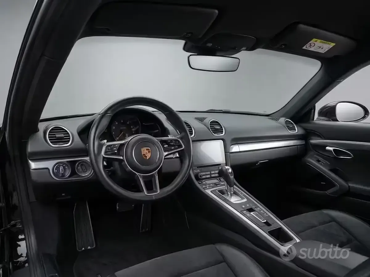 Usata Porsche 718 Boxster 299 CV (219 kW) 2019 Nero Cabrio