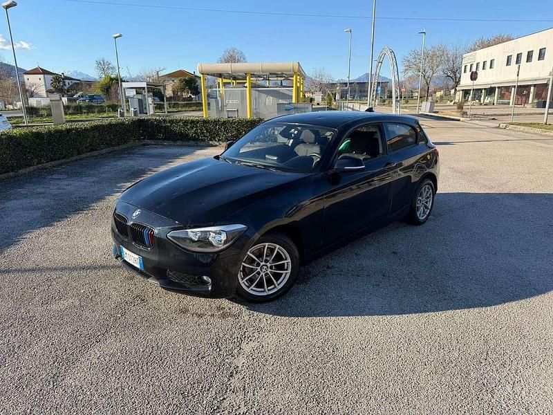 Usata BMW 114 Sport Line 95 CV (69 kW) 2012 Other Utilitaria