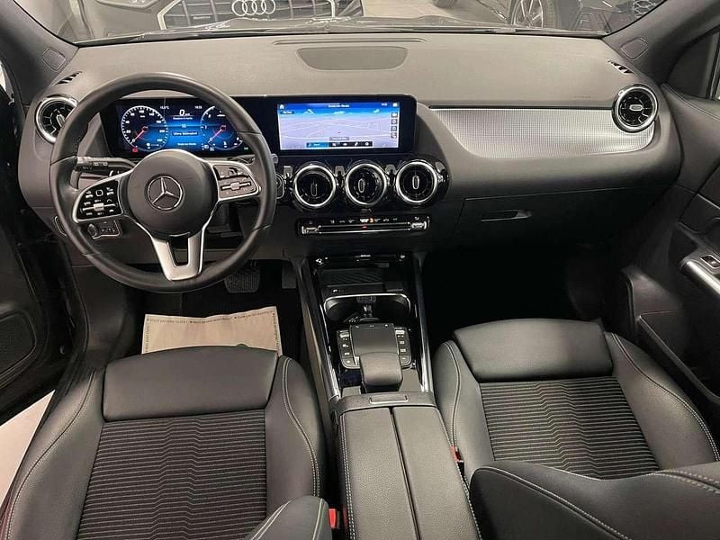 Usata Mercedes GLA180 116 CV (85 kW) 2021 Grigio SUV