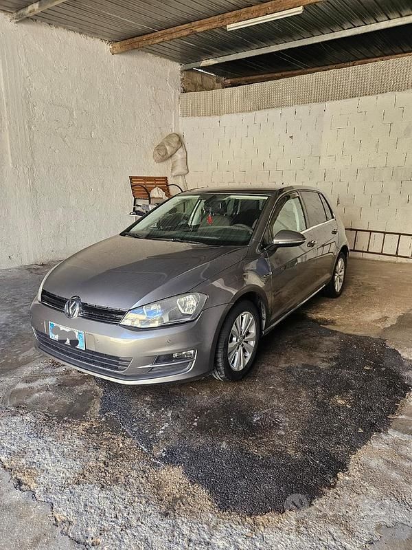 Usata VW Golf VII 110 CV (80 kW) 2016 Grigio Utilitaria