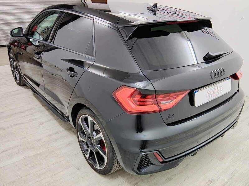 Usata Audi A1 S-Line 150 CV (110 kW) 2023 Nero SUV