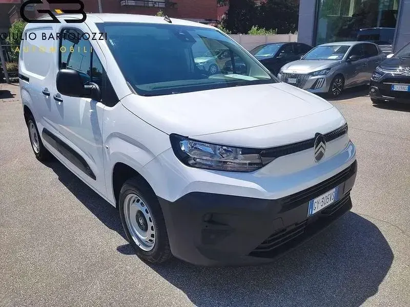Usata Citroën Berlingo 102 CV (75 kW) 2025 Bianco Monovolume
