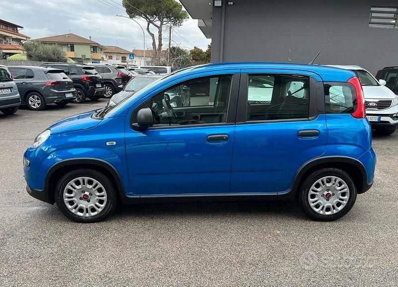 Usata Fiat Panda S 70 CV (51 kW) 2024 Blu Utilitaria