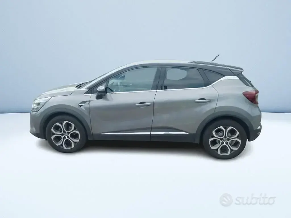 Usata Renault Captur Intens 91 CV (66 kW) 2021 Grigio SUV