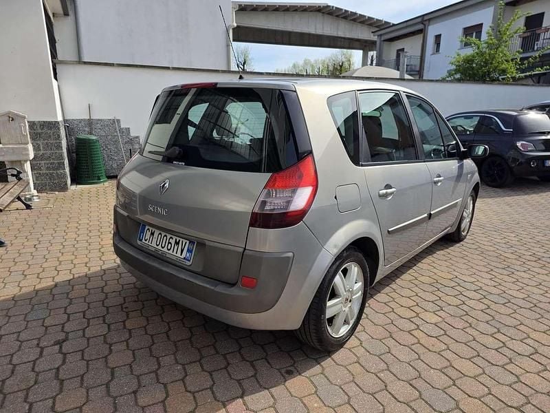 Usata Renault Scénic II 113 CV (83 kW) 2004 Griggio Monovolume