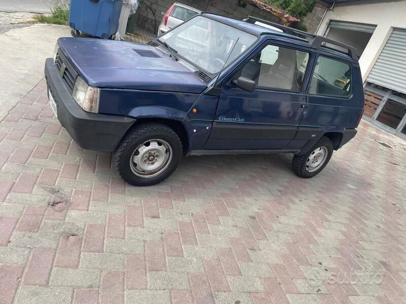Usata Fiat Panda 4x4 Club 50 CV (36 kW) 1993 Blu Utilitaria