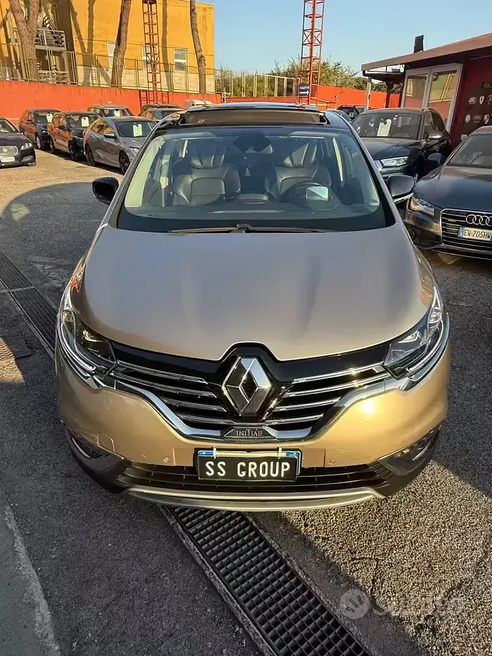 Usata Renault Espace Initiale Paris 160 CV (117 kW) 2016 Grigio Monovolume