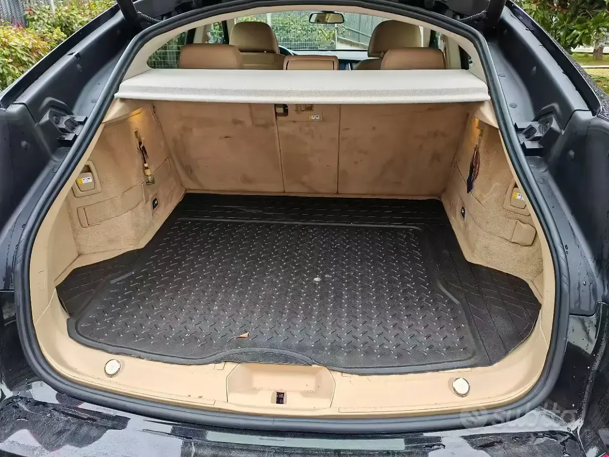 Usata BMW 520 184 CV (135 kW) 2013 Nero Berlina