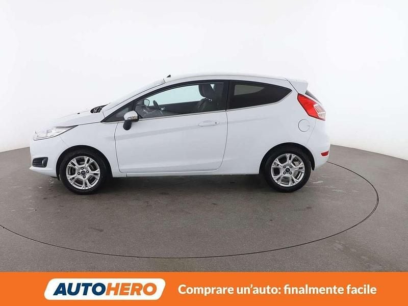 Usata Ford Fiesta Titanium 75 CV (55 kW) 2017 Bianco Utilitaria