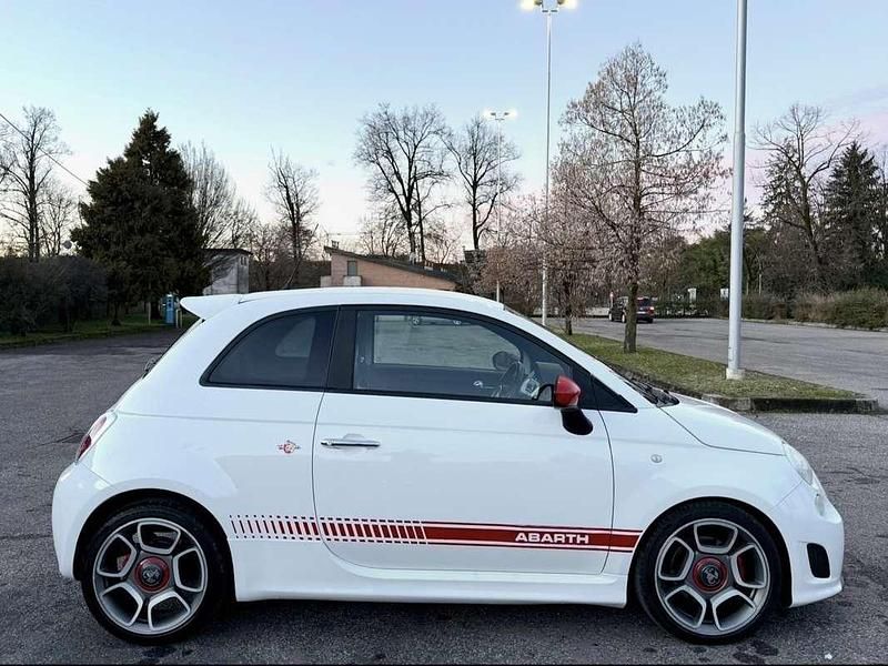 Usata Abarth 500 135 CV (99 kW) 2010 Utilitaria