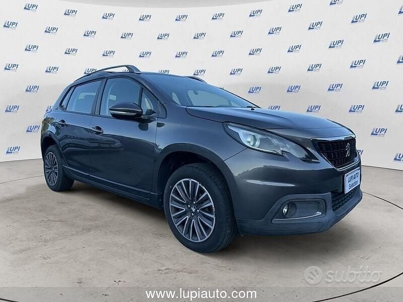 Usata Peugeot 2008 Allure 110 CV (80 kW) 2019 Grigio SUV