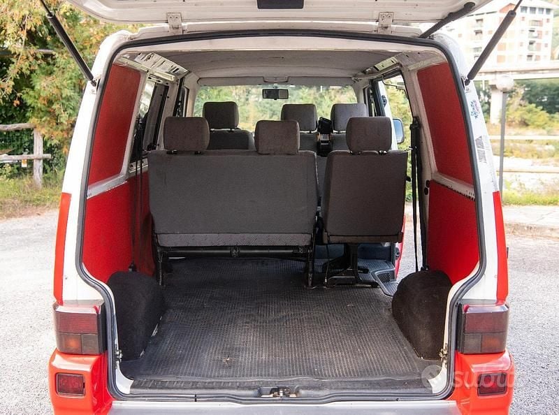 Usata VW T4 102 CV (75 kW) 2002 Furgone
