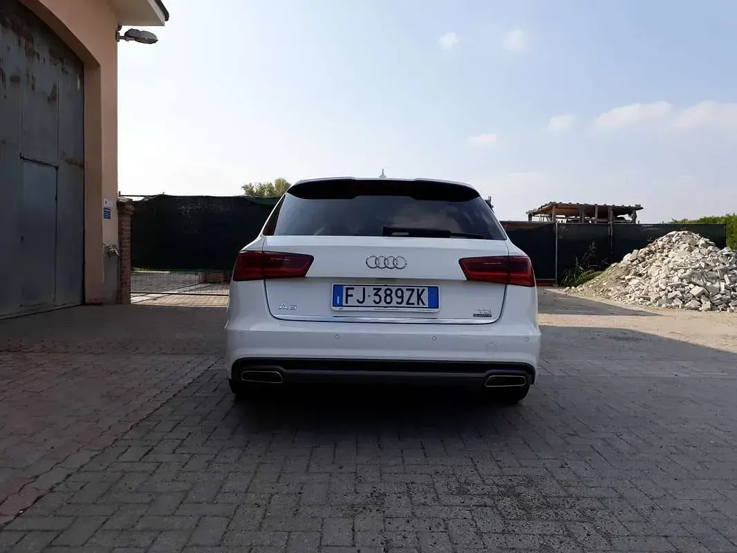 Usata Audi A6 Business Plus 190 CV (139 kW) 2017 Bianco Station wagon