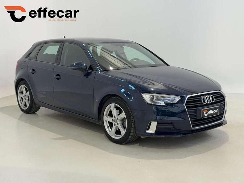 Usata Audi A3 Sport 110 CV (80 kW) 2017 Blu Berlina