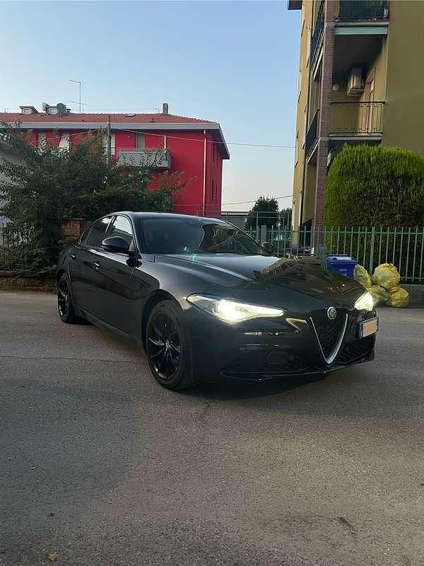Usata Alfa Romeo Giulia Executive 160 CV (117 kW) 2018 Berlina