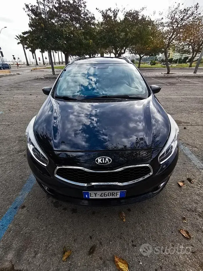 Usata Kia Ceed Sportswagon 128 CV (94 kW) 2015 Nero Station wagon