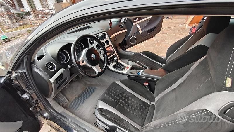 Usata Alfa Romeo Brera 210 CV (154 kW) 2008 Nero Coupé