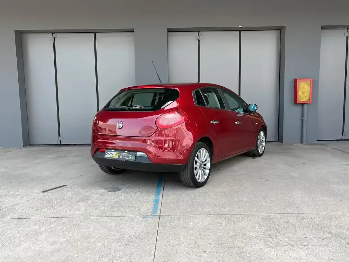 Usata Fiat Bravo Emotion 120 CV (88 kW) 2008 Rosso Utilitaria