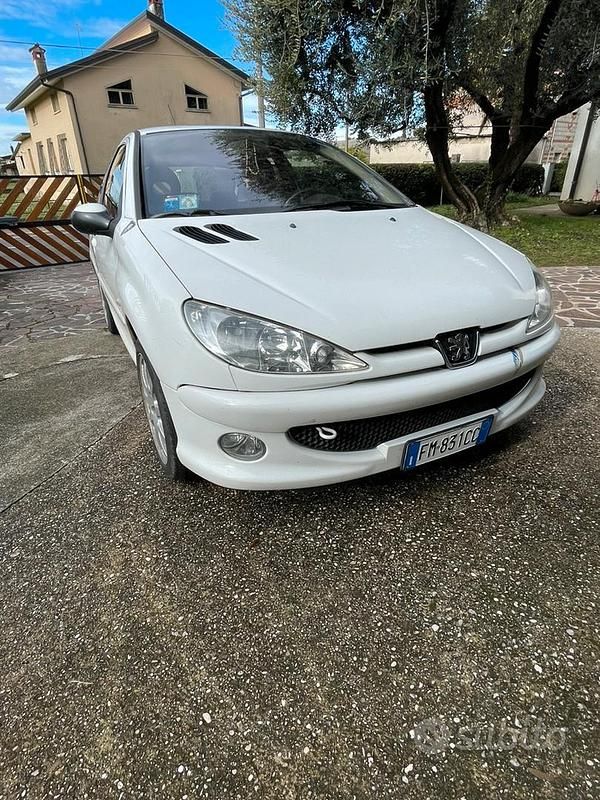 Usata Peugeot 206 2006 Bianco Coupé