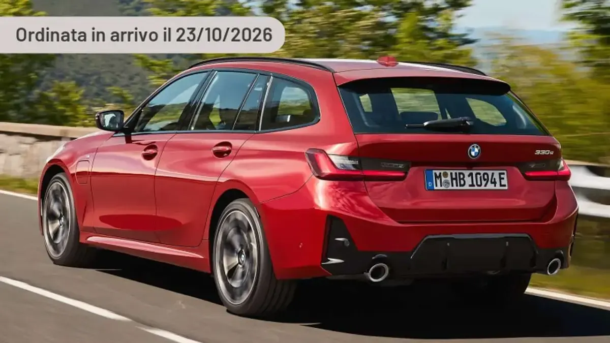 Nuova BMW 330 286 CV (210 kW) 2025 Argento Station wagon