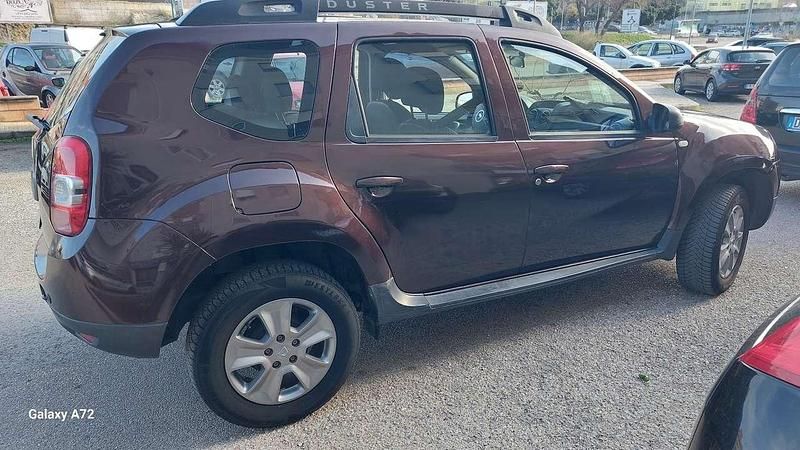 Usata Dacia Duster Lauréate 90 CV (66 kW) 2016 Other SUV
