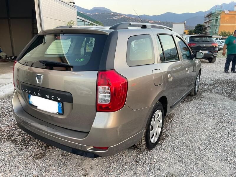 Usata Dacia Logan MCV Ambiance 89 CV (65 kW) 2015 Oro Station wagon