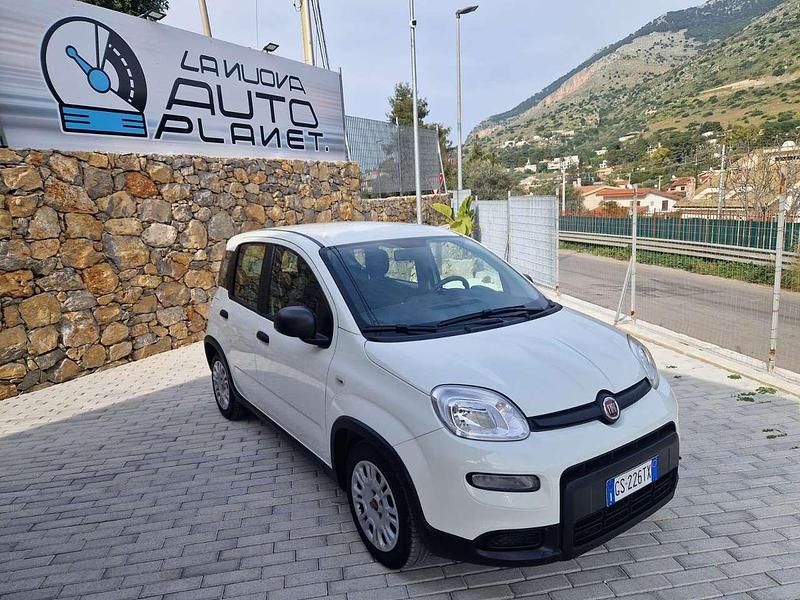 Usata Fiat Panda 69 CV (50 kW) 2024 Bianco Utilitaria