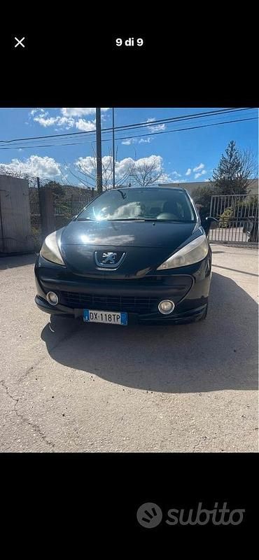 Usata Peugeot 207 75 CV (55 kW) 2009 Nero Utilitaria