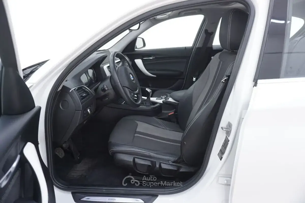 Usata BMW 118 150 CV (110 kW) 2017 Bianco Utilitaria