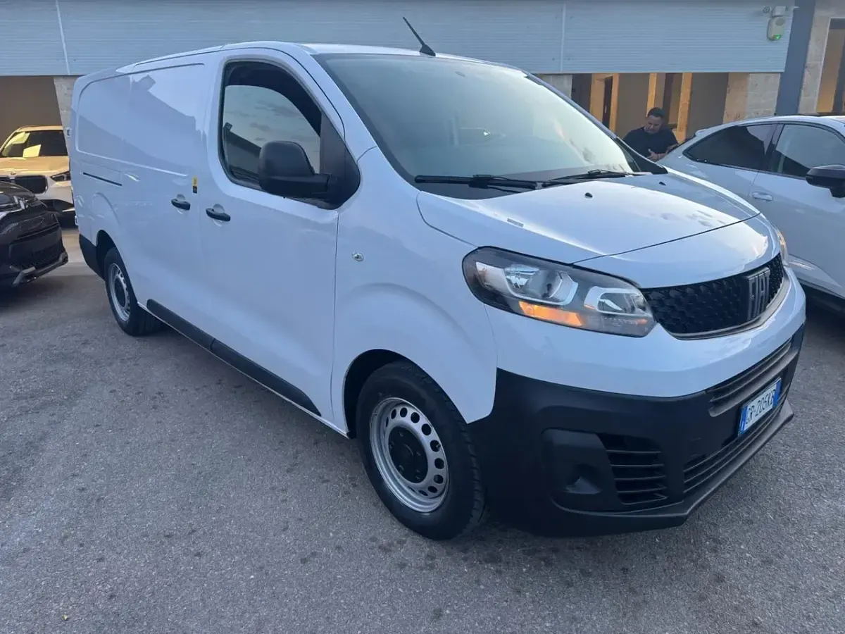 Usata Fiat Scudo Business 101 CV (74 kW) 2023 Bianco Furgone