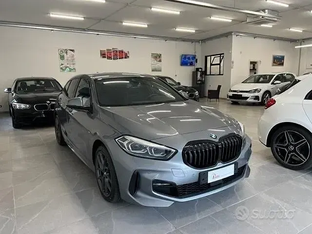 Usata BMW 118 M Sport 136 CV (100 kW) 2023 Grigio Utilitaria